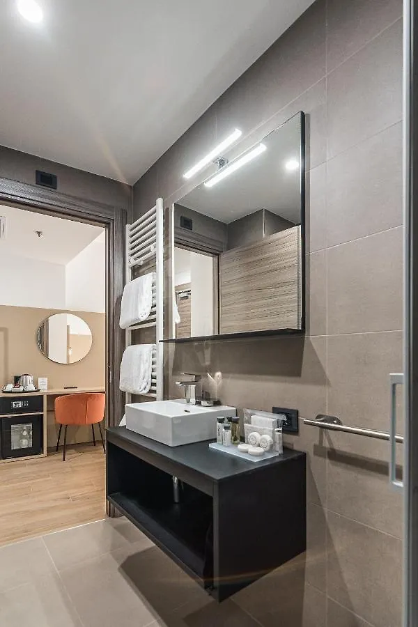 Bb Hotels Smarthotel Duomo Milan