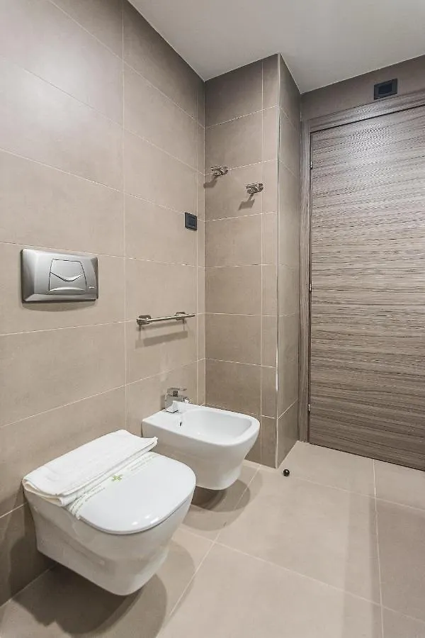 Bb Hotels Smarthotel Duomo Milan Italy