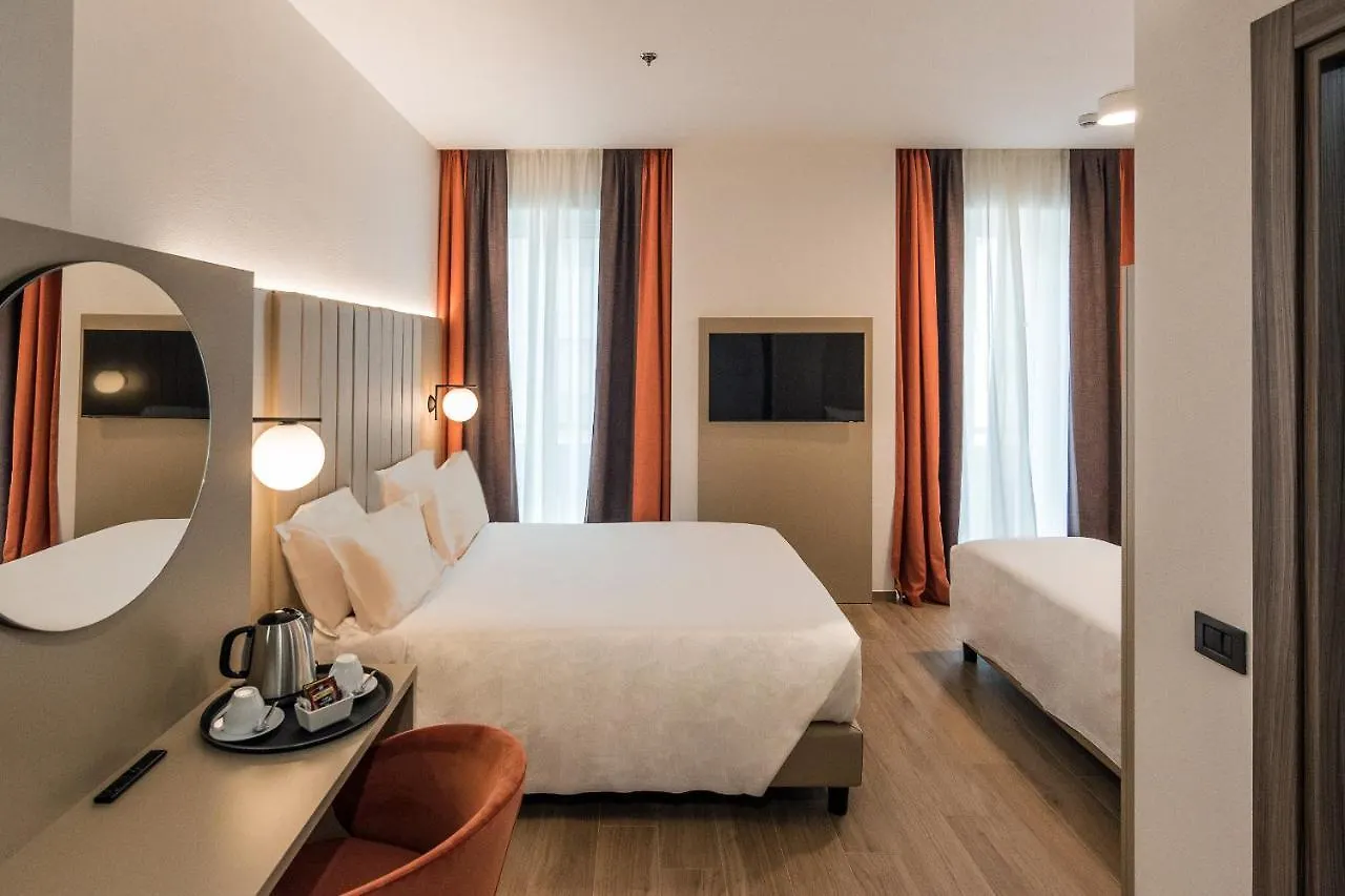 Bb Hotels Smarthotel Duomo ミラノ 4*,